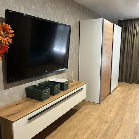 Moderne Nahe Nuerburgring Fuer Bis Zu 3 Personen Appartement Luxem